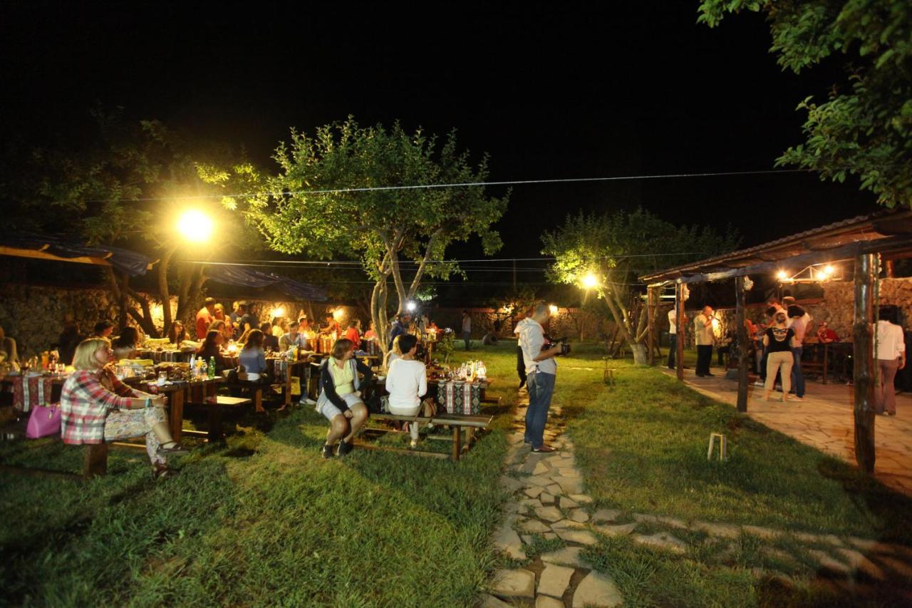 Garni Hinyard Hotel Exterior photo