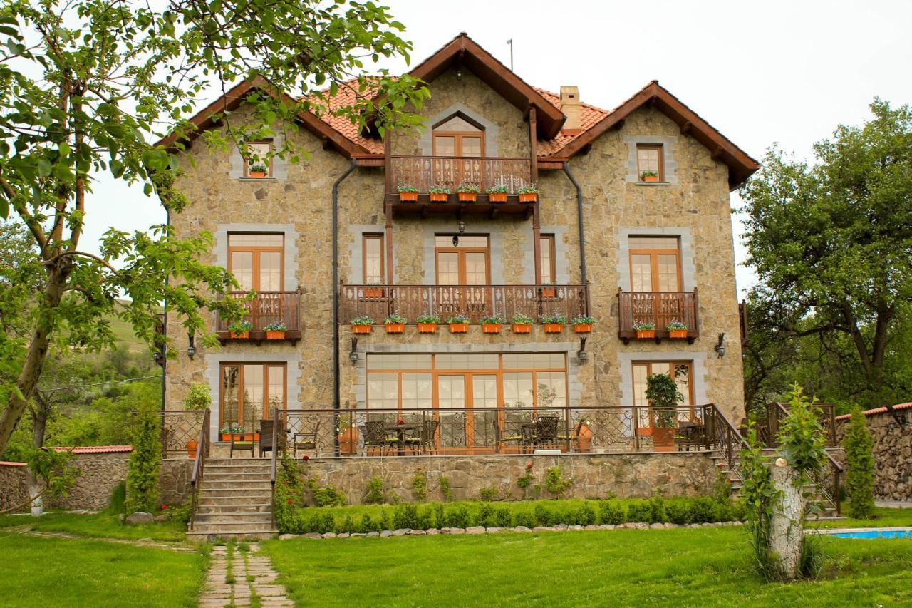 Garni Hinyard Hotel Exterior photo