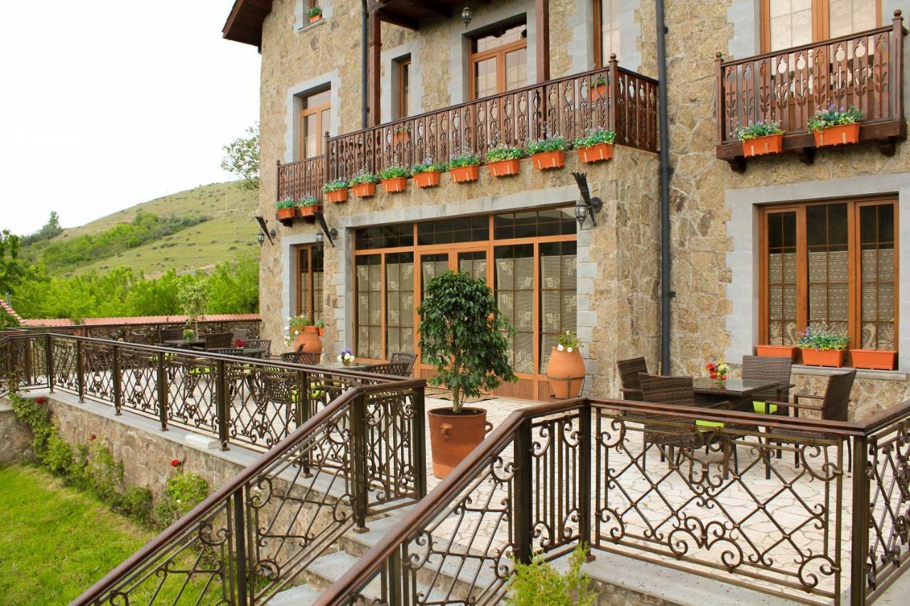 Garni Hinyard Hotel Exterior photo